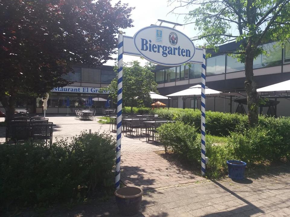 Restaurant El Greco Hostel Gundelfingen an der Donau Exterior photo